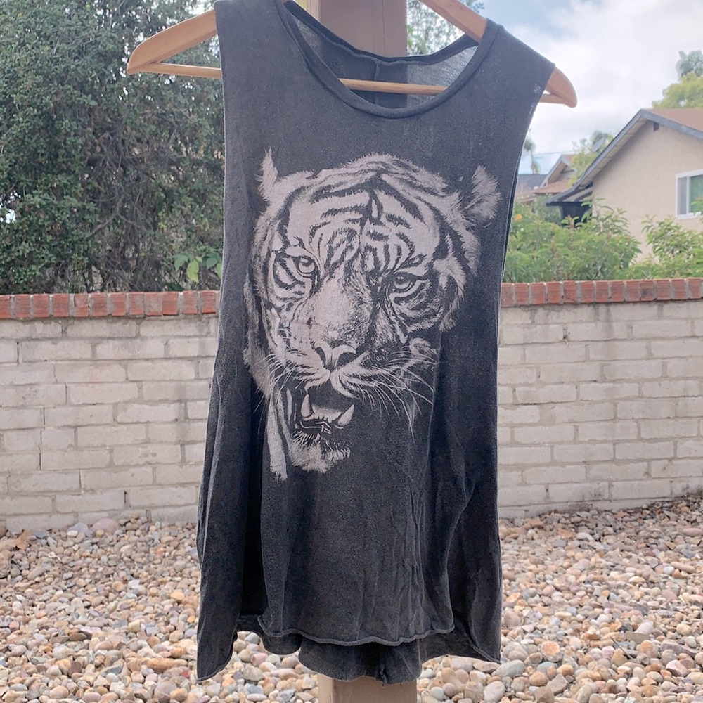 Vintage tiger top